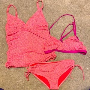 Title nine mix & match swimsuit set